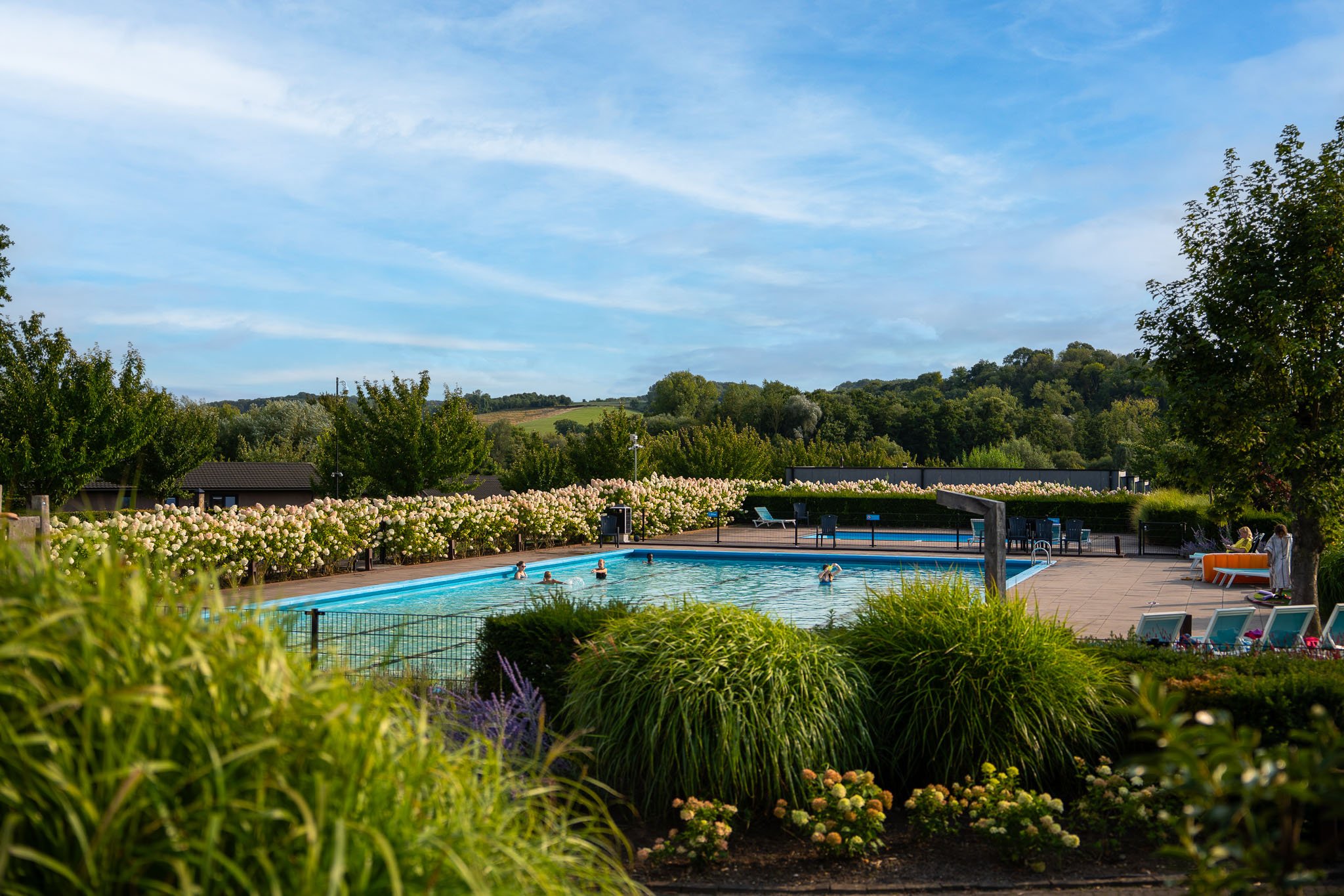 Residence Valkenburg - Buitenzwembad - 01