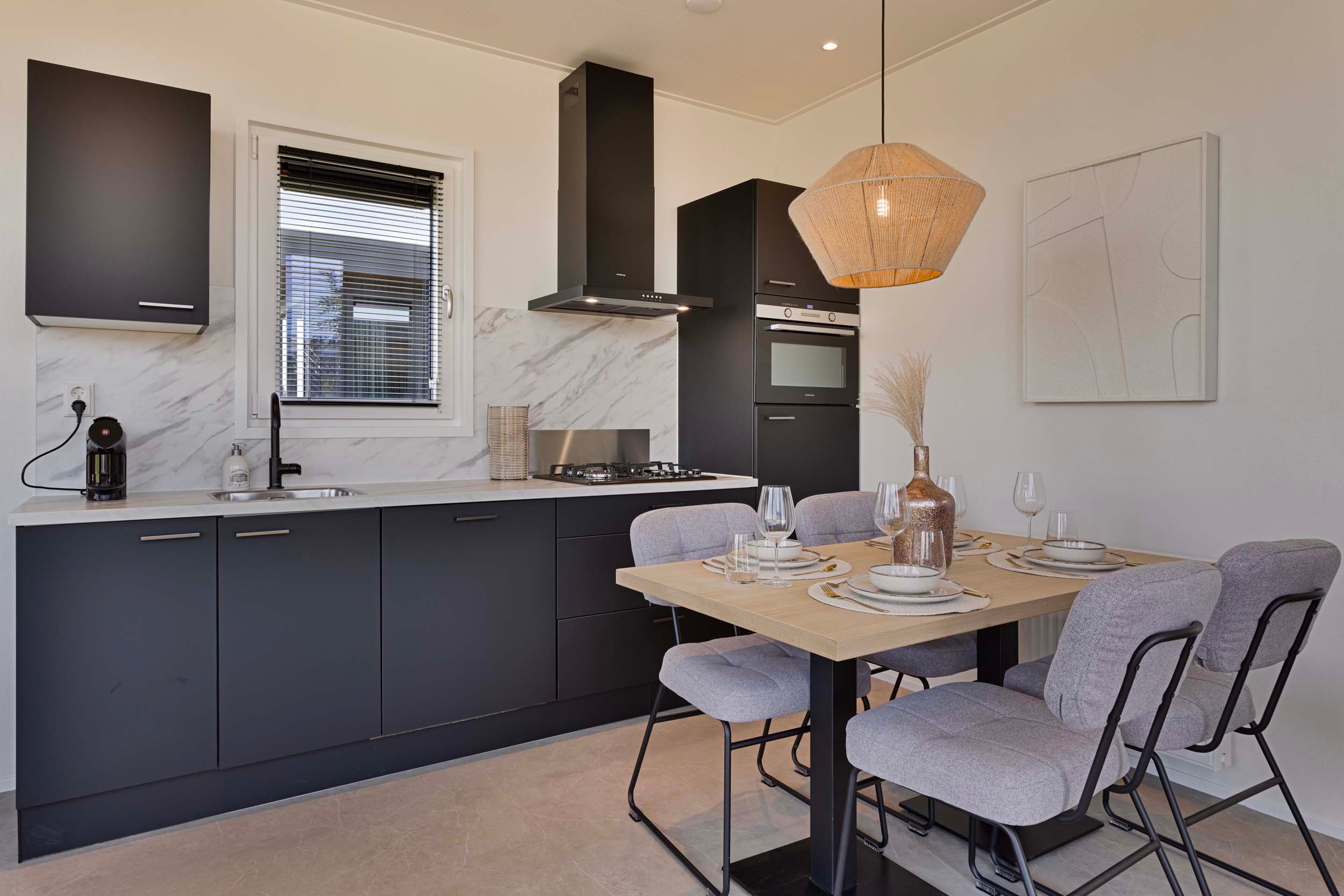 Resort Lexmond - Riviera 4 personen - Interieur - Keuken - 4