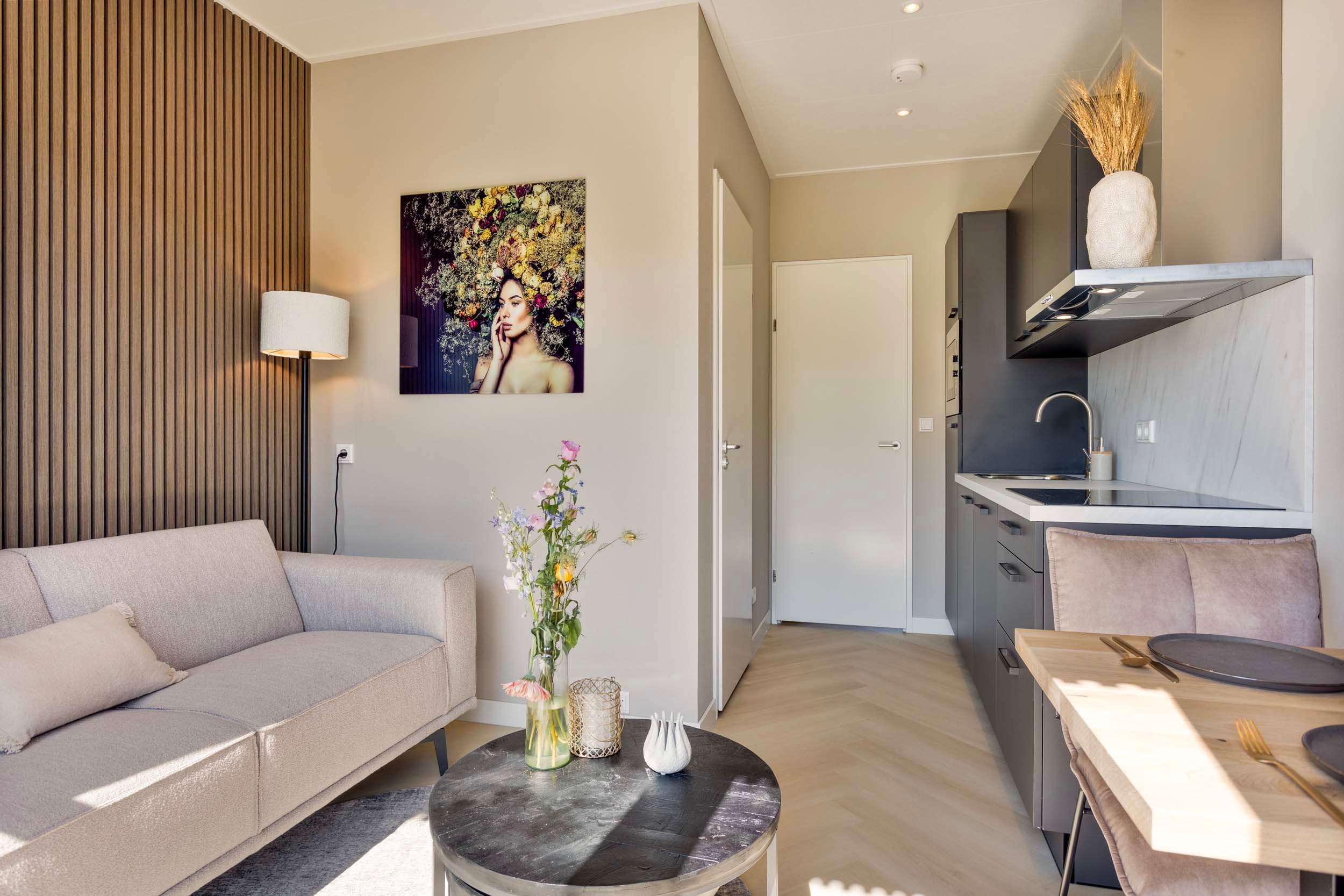 Resort Lexmond - Tiny House type A 2 personen - Interieur - Woonkamer - 3-1
