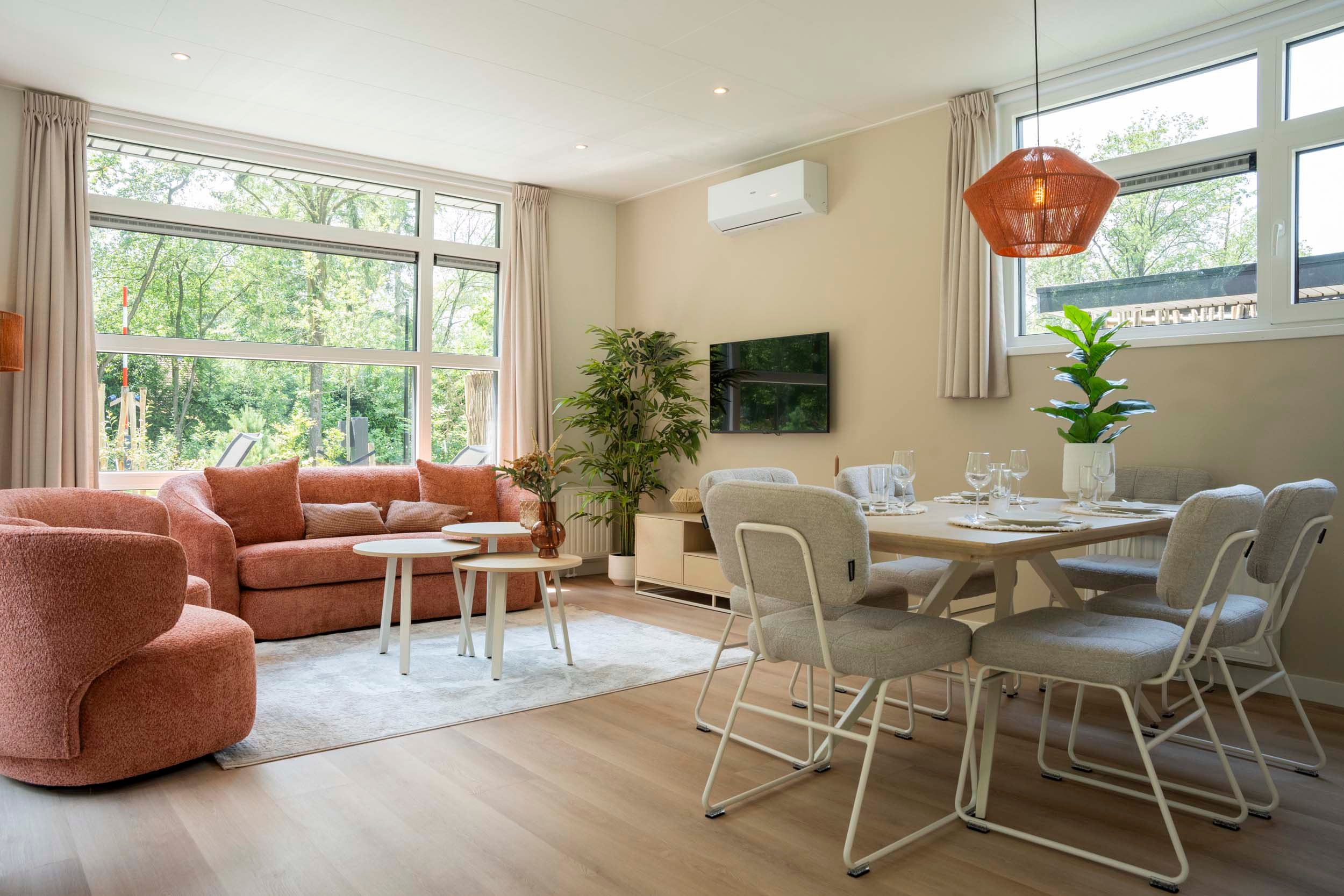 Resort de Brabantse Kempen - Bosvlucht 4 personen - 228 - Interieur - Woonkamer - VanDaen - 1